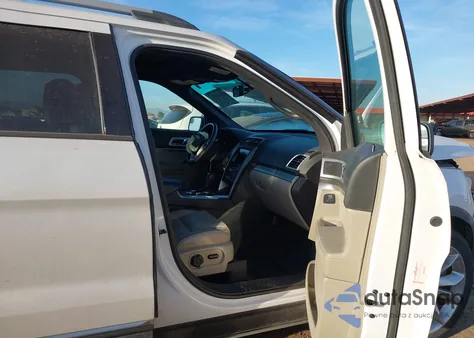 2015 Ford Explorer Xlt z USA, uszkodzony, nr VIN 1FM5K7D82FGB40118